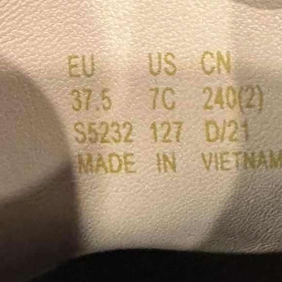 🖤 STUART WEITZMAN NORAH INDIGO CROC-EMBOSSED LEATHER BOOTS! - Picture 5 of 7